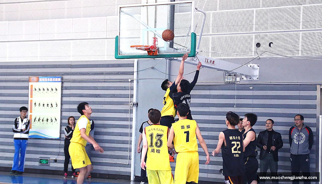 热血奔跑，青春绽放